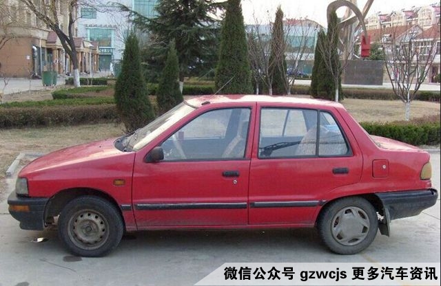 夏利曾经是国民神车吗,20多年前的经典夏利