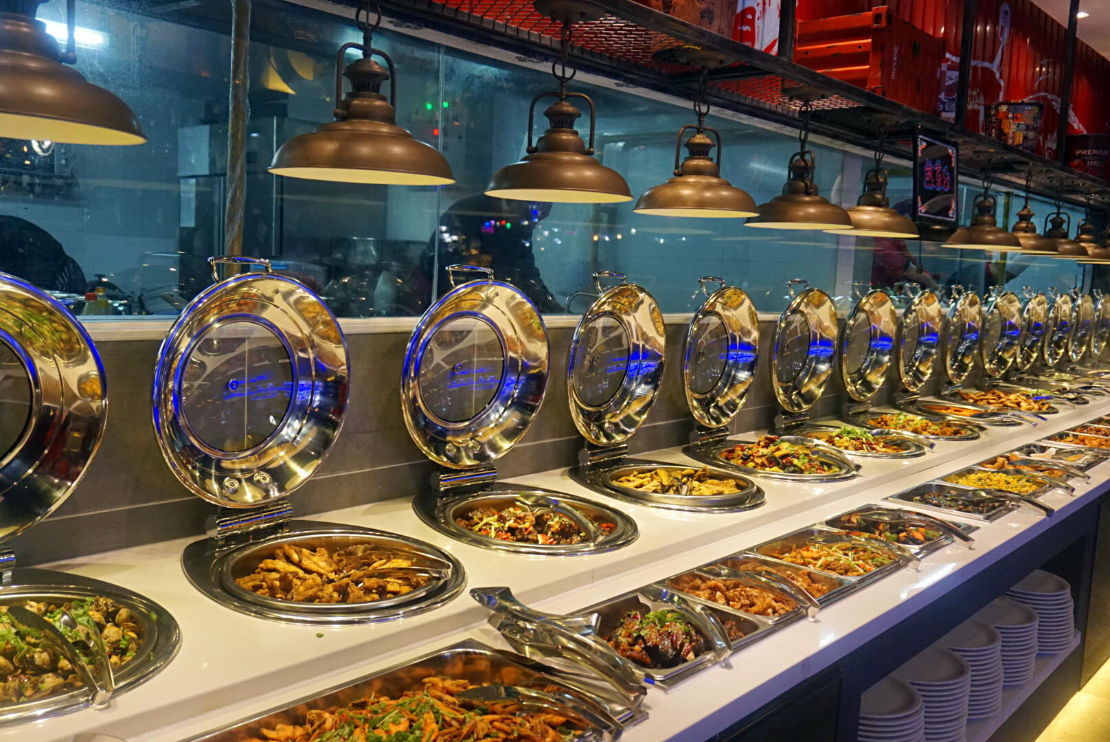 在21世纪以来最冷的一月份，足吃18年后变身逆天的好伦哥