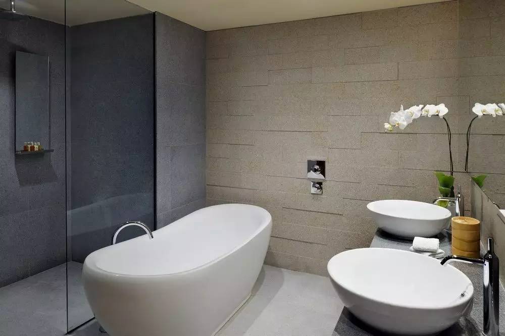 新加坡万豪福朋喜来登,福朋喜来登和艾美自助餐