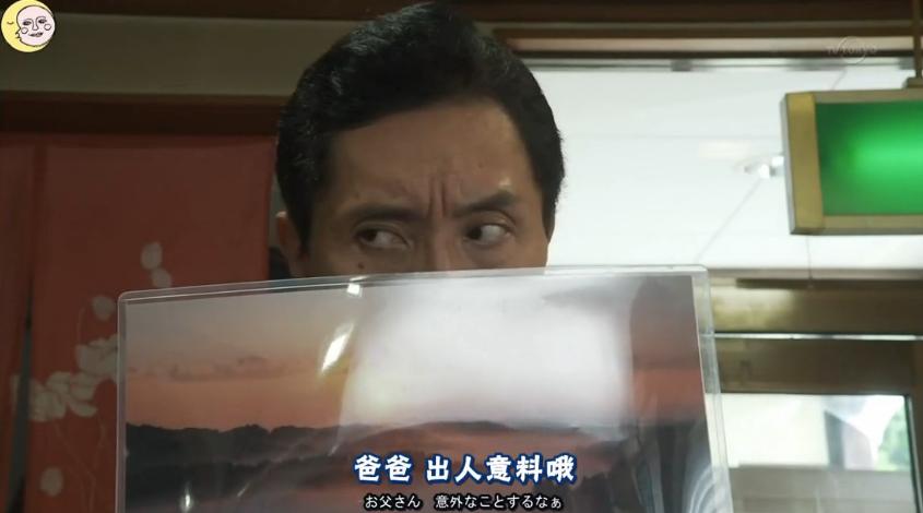 一个单身老男人喝酒,一个单身男人在家吃什么好