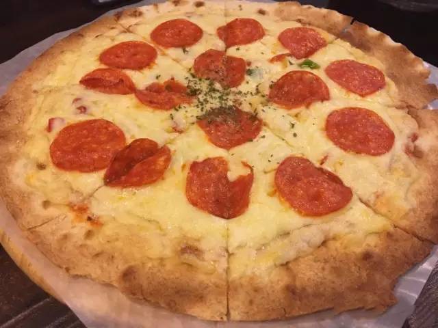 关关相亲对象主动请吃饭那段,关关去吃饭