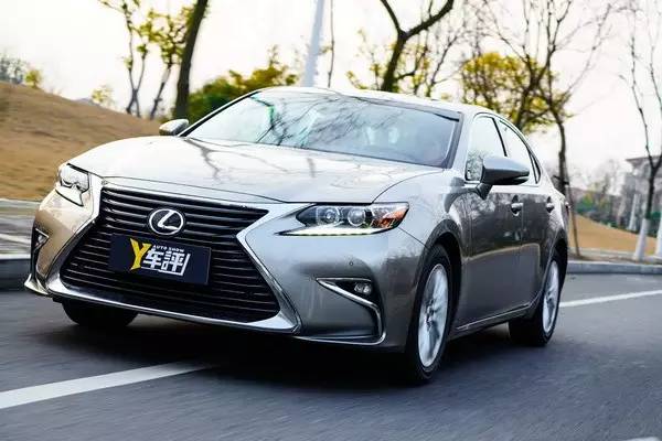 雷克萨斯es200和凯美瑞2.0动力,雷克萨斯es200和亚洲龙哪个动力好