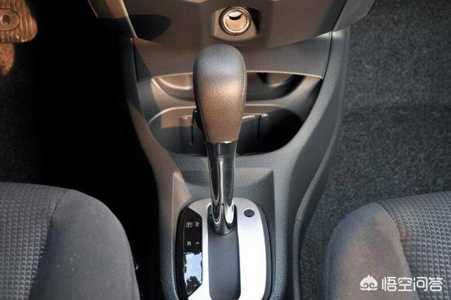 日产骊威多功能车,日产骊威七座车落地价