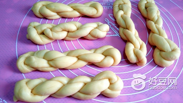 蜂蜜麻花的配方,缘麦坊蜂蜜麻花