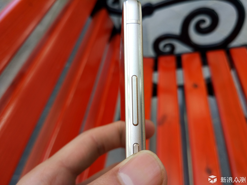 外观颜值很高空间表现出色,外形惊艳性能测评