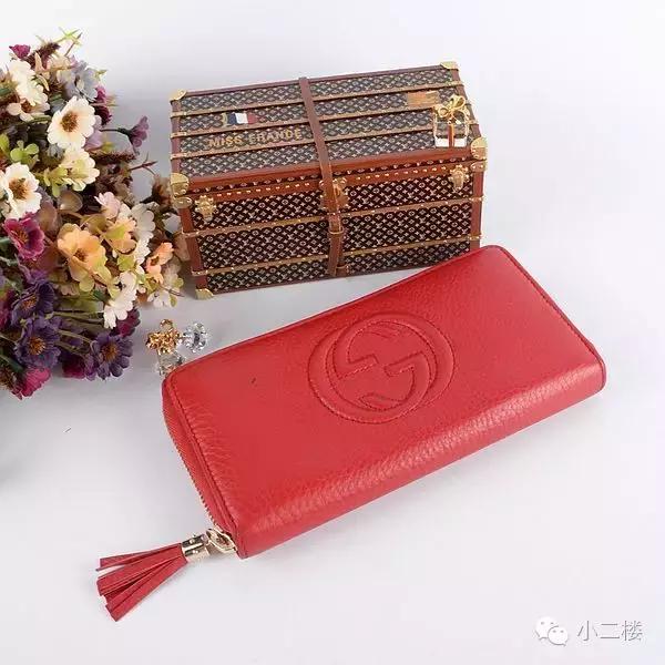 钱包要选什么样的才好,什么牌子的钱包好看适合女孩子