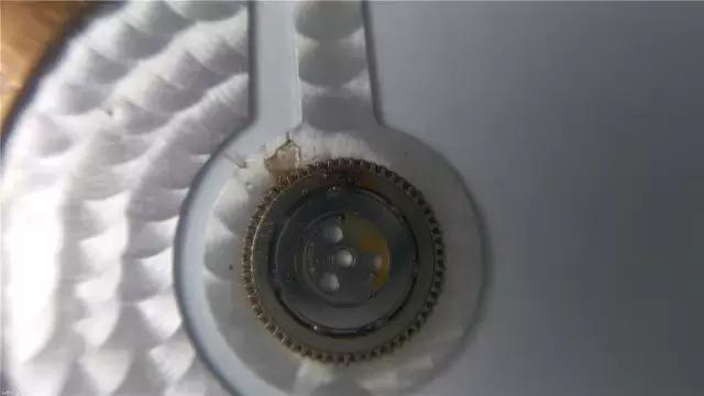 电话手表进水了怎么处理,手表进水修一下后还是正常使用吗