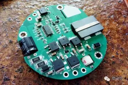 自动大灯影响氙气灯寿命吗,氙气灯频繁闪影响寿命吗