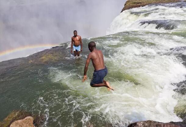 与死神一起共舞,与死神战斗的游乐项目