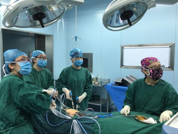 巧克力卵巢囊肿破裂抢救,卵巢巧克力囊肿破裂开腹手术