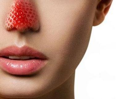 鼻子黑头毛孔粗大怎么收缩毛孔,鼻子毛孔粗大黑头怎么解决