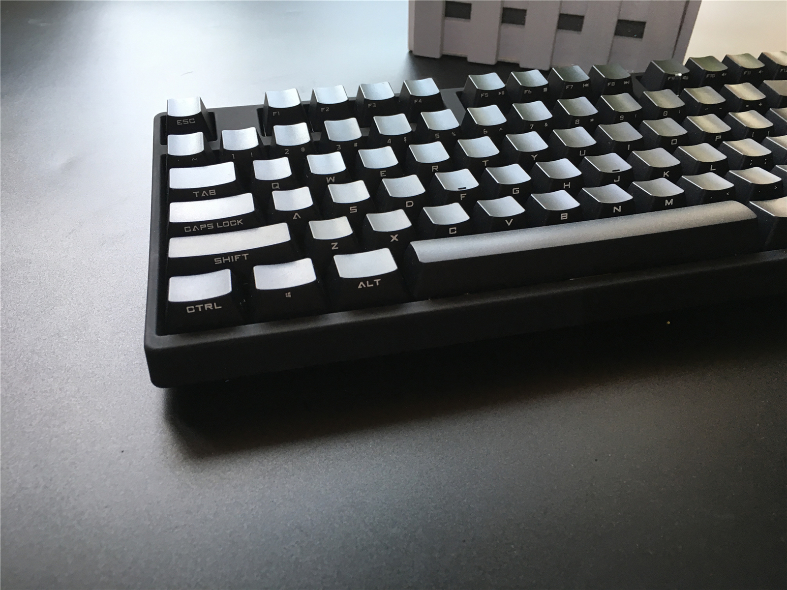 酷冷至尊烈焰枪xt绿轴,酷冷至尊烈焰枪xtv2键盘