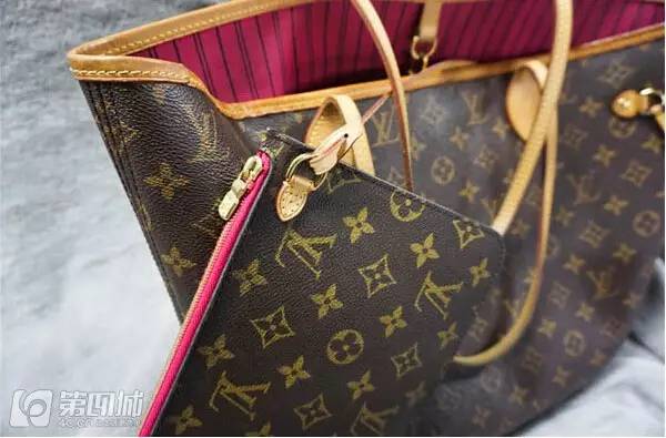 说奇葩丨买淘宝的都是low货？那你买个LV就能上天吗！