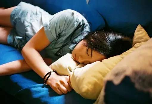 女人盆腔炎有哪些征兆,盆腔炎的3个征兆女人要警惕