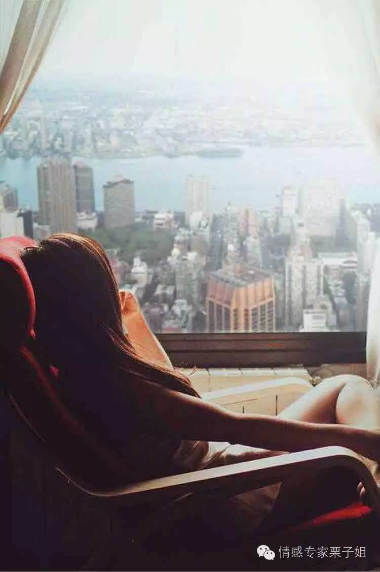 孕妇被车撞了生下孩子,开车撞到孕妇致其流产