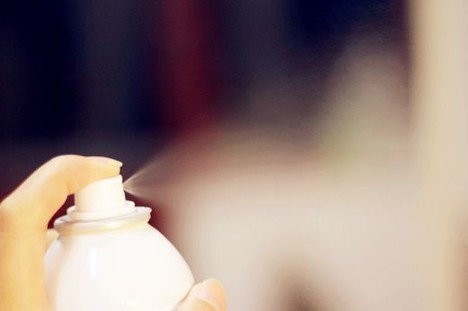 妹子你的脸？！喷雾赶紧拿去灭灭火！居家旅行必备神器！