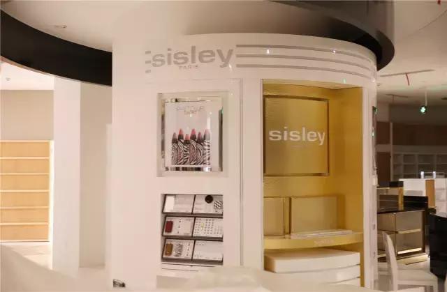 上海最大的免税店在哪里,上海最大最全免税店