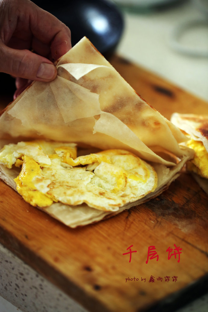 千层饼软有层次,千层葱花饼层层酥脆