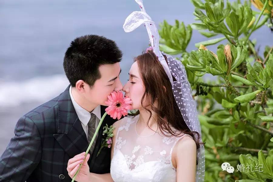 近视眼新娘戴眼镜的婚纱照,近视拍婚纱照戴近视眼镜图片