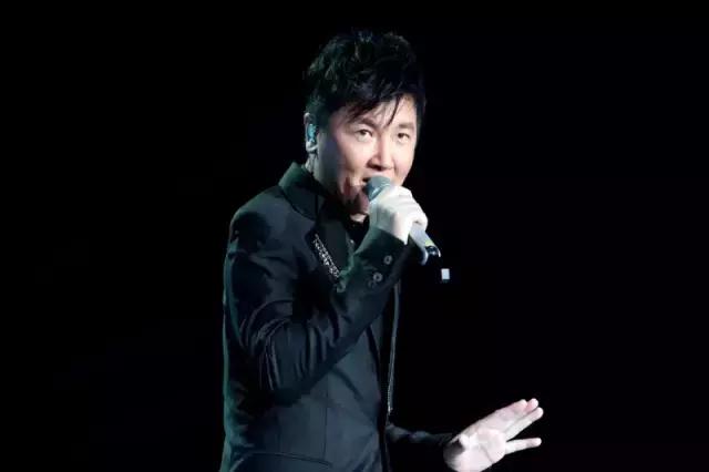 致敬崔健,致敬经典摇滚乐教父崔健老歌