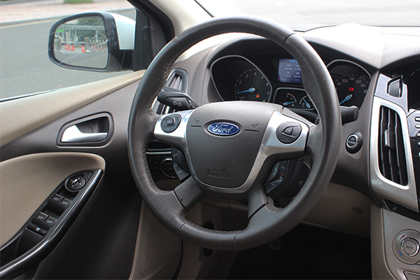 2013年1.8l福克斯二手车油耗多少,福克斯2011款三厢经典手动油耗1.8