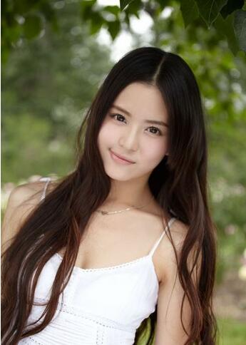 校草为了追校花，把校花迷倒，结果被一只癞蛤蟆捡了漏