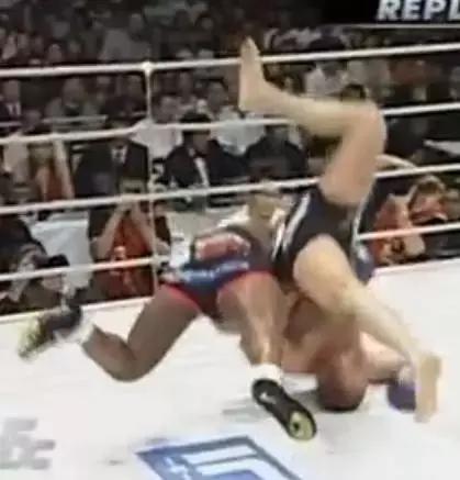 世界上顶尖水平的运动员能展示出哪些让人惊叹的能力？