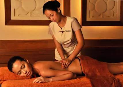 去泰国工作需要准备什么药物 (去泰国曼谷旅游大概要准备多少钱)