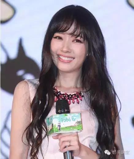 什么样的齐刘海好看显得乖乖的,齐刘海是不是要特别齐才好看