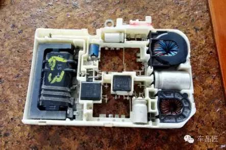 自动大灯影响氙气灯寿命吗,氙气灯频繁闪影响寿命吗