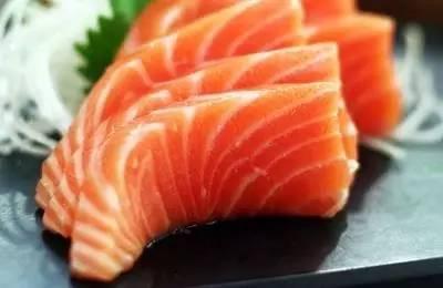 好脸色真能吃出来？73岁名老中医每天就靠吃它！