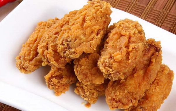 香辣炸鸡翅的详细步骤,麦辣炸鸡翅的配方