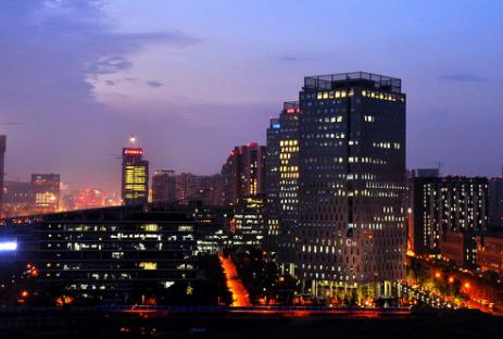 城南首次失宠北斗产业园打碎成都“南帝北丐”格局