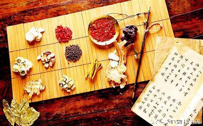 肿瘤靶向药导致的手足皲裂和皮疹怎么办？