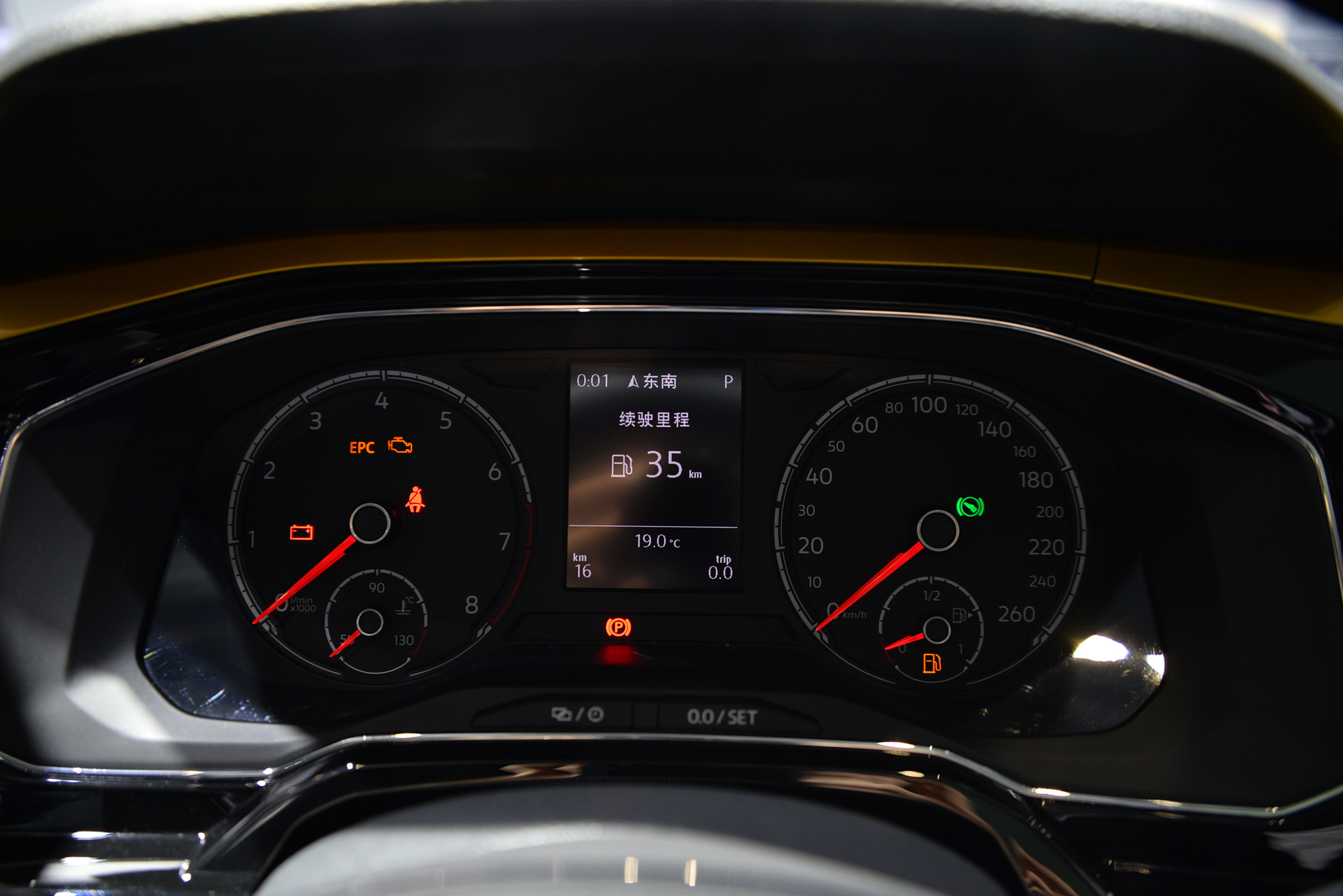 大众polo自动挡1.6报价及图片,大众polo2022款什么时候上市