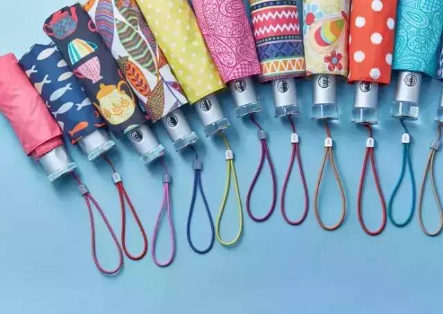 夏天最适合的雨伞 (教你如何挑选小众又高级的雨伞)