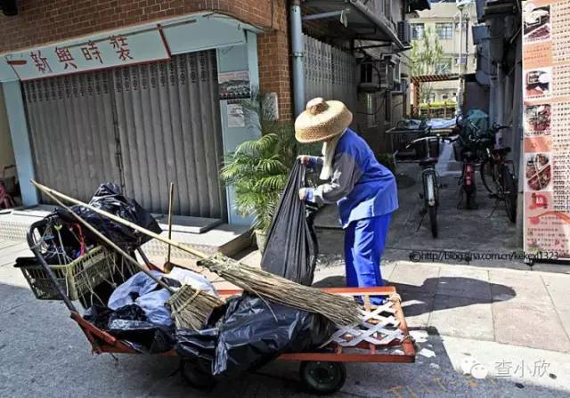 不跳广场舞的大妈,不跳广场舞的大妈系列
