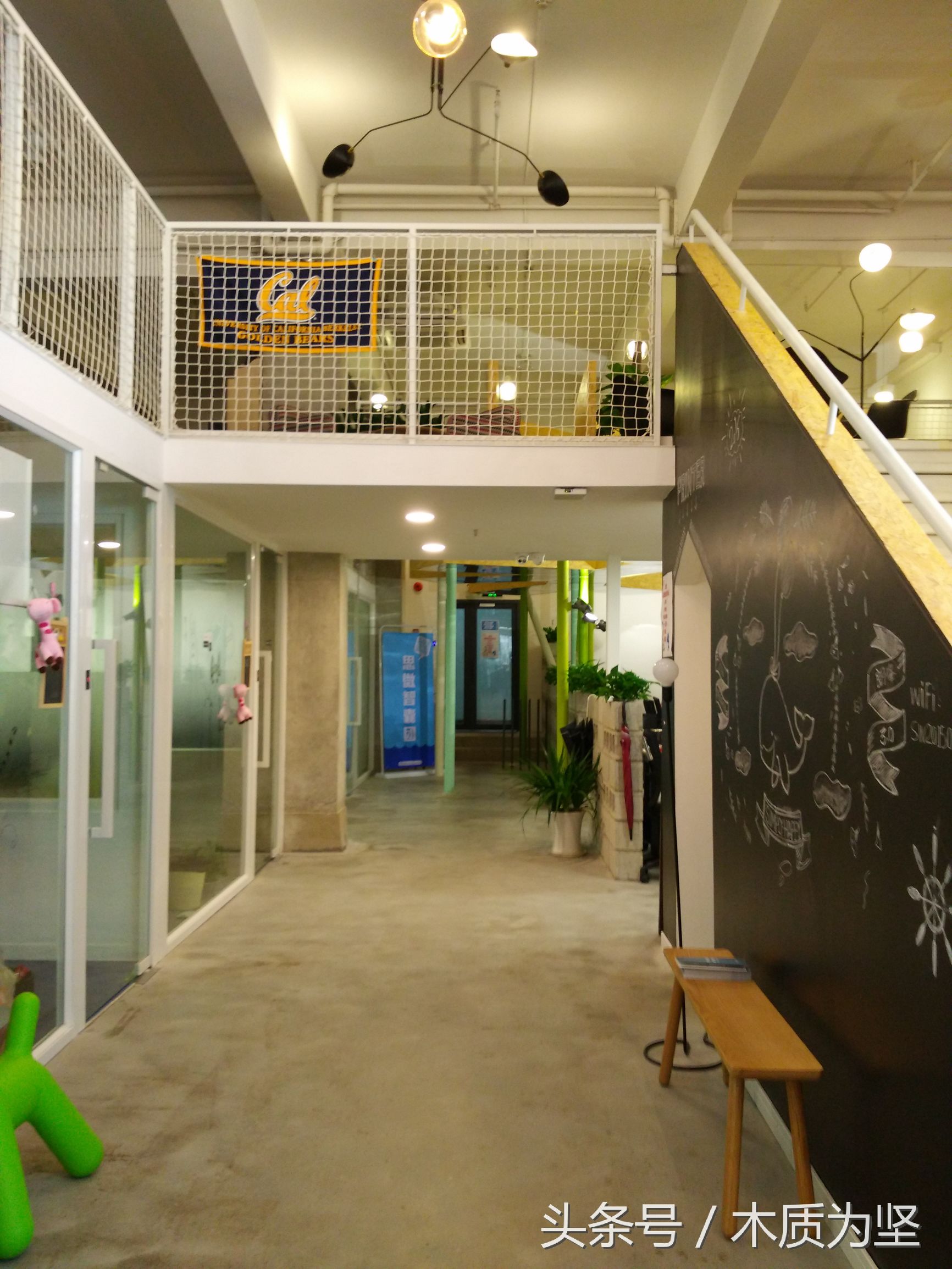 拜访深圳创客空间，看到了凤凰卫视曾做专访的角落（2）。。。