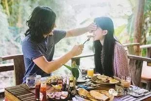 找一个把你当宝贝的人相伴,找一个把你当宝一样的人