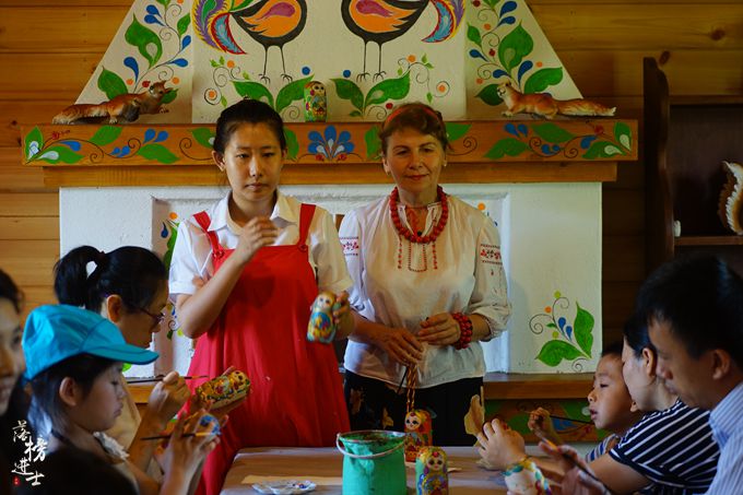 套娃成为俄罗斯传统工艺的原因,套娃为什么是俄罗斯的传统标志