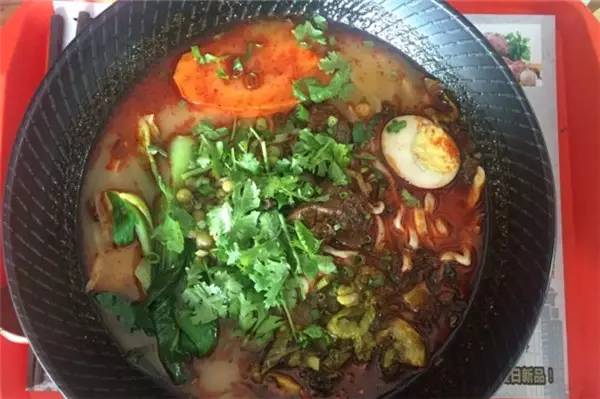 西安钟楼附近四星酒店推荐,西安钟楼附近高档饭店推荐