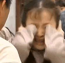 女子怀孕不知情生下宝宝一脸懵,女子怀孕12个月未生育下集