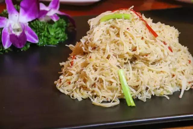 全城“通缉”湖南籍人士，这家传承400年的老店要请你吃臭豆腐