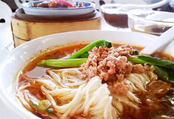 西安钟楼附近四星酒店推荐,西安钟楼附近高档饭店推荐