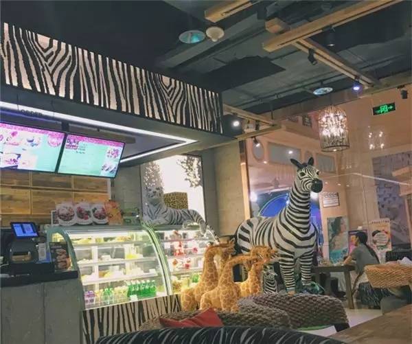 西安钟楼附近四星酒店推荐,西安钟楼附近高档饭店推荐