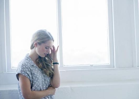 250斤孕妇怀孕,孕妇怀孕双胞胎6个月