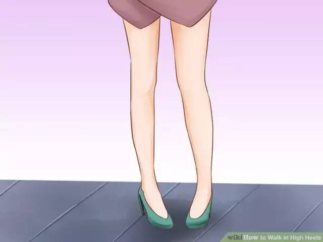 一穿高跟鞋走路就外八怎么办,一穿高跟鞋就o型腿怎么办