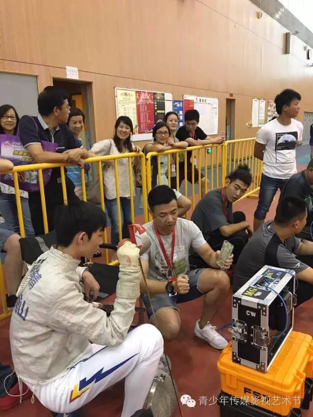 看这里！哇咔咔《南山区形象宣传片》之友情出演篇