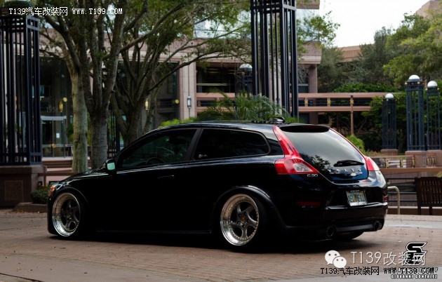 沃尔沃c30内饰改装案例,沃尔沃c30改装最新案例