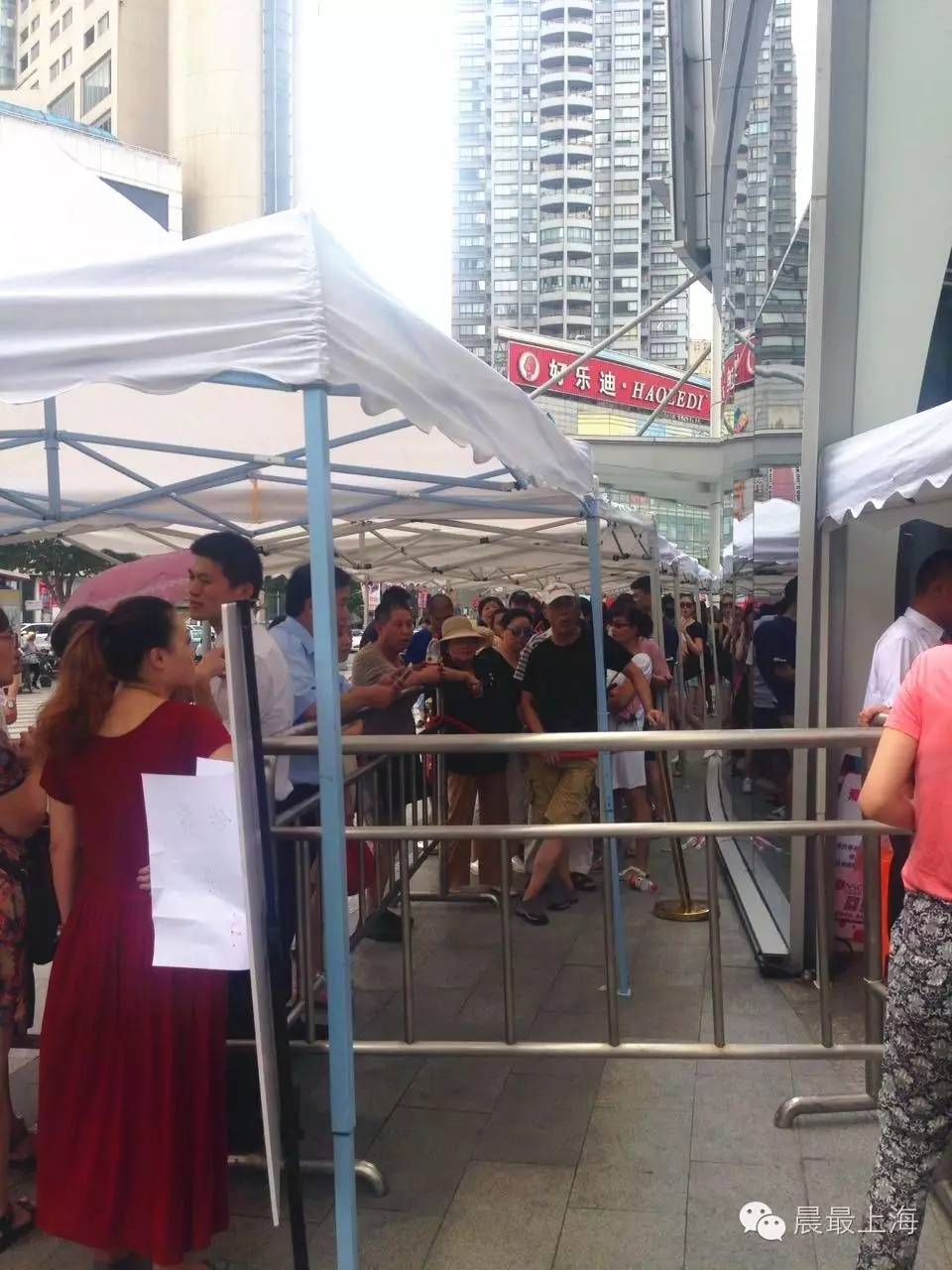 探门路|用尽体内洪荒之力，终于进入中服免税店，结果